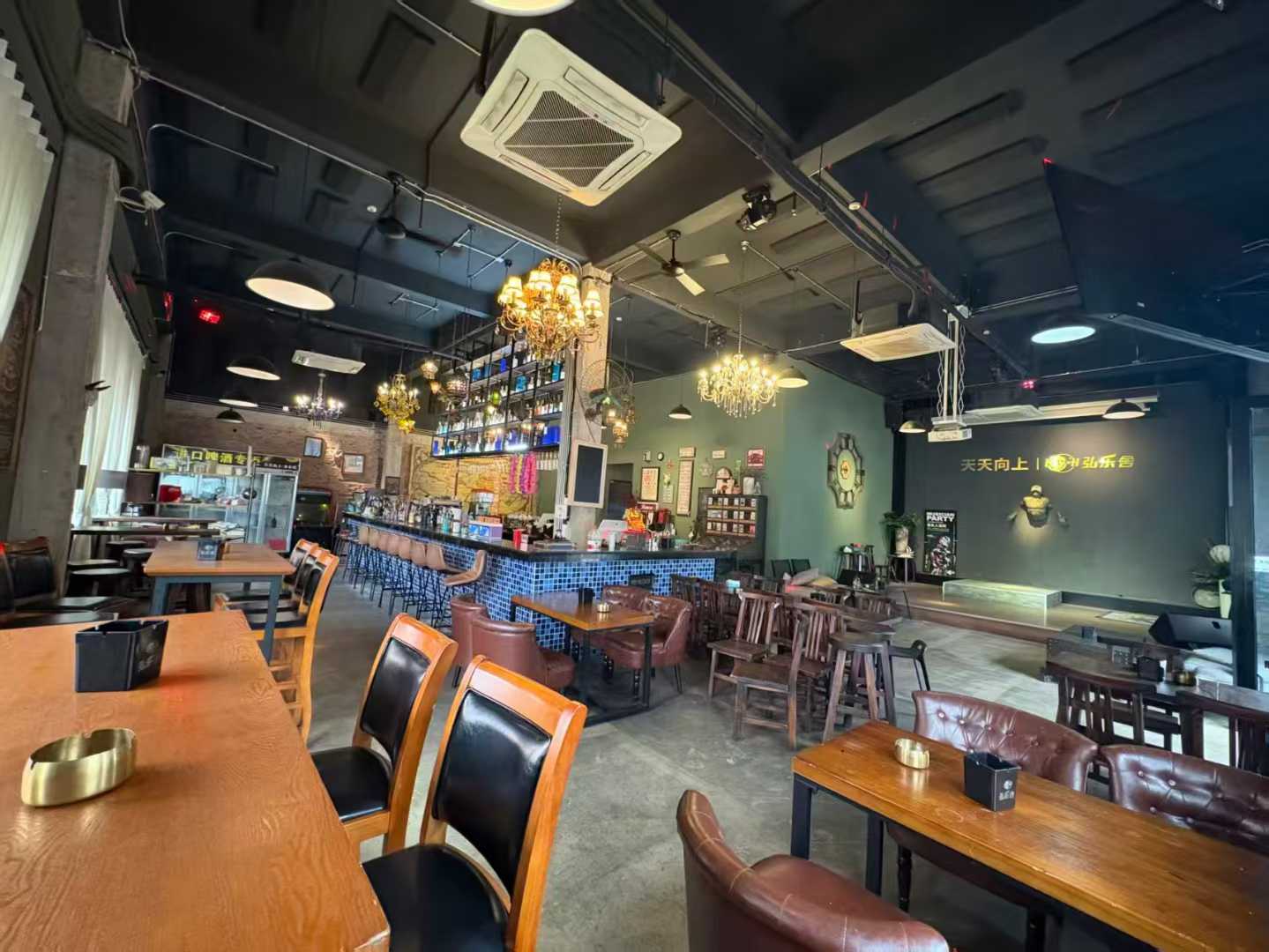 东莞·莞城-商铺！适合做咖啡店，甜品，西餐，音乐餐吧
